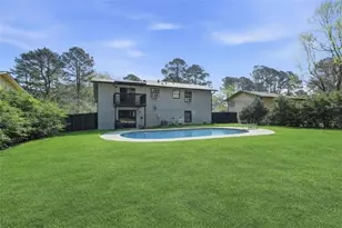 8977 Dorsey Rd, Riverdale, GA 30274 - Photo 20