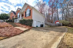 73 Riverstone Dr, Hiram, GA 30141 - Photo 2