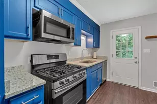 1520 Oxford St, Douglasville, GA 30134 - Photo 8