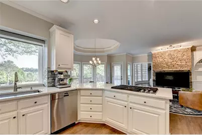 7910 St Marlo Country Club Parkway, Duluth, GA 30097 - Photo 38