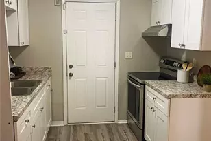 4701 Flat Shoals Rd, Union City, GA 30291 - Photo 8