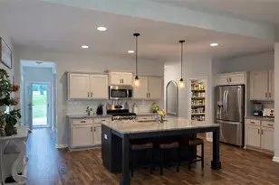 101 Fenwick Mnr Dr, Lagrange, GA 30241 - Photo 8