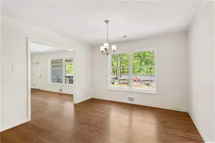 1845 Fort Valley Dr SW, Atlanta, GA 30311 - Photo 8