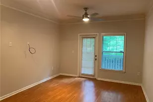 1120 Westchester Ridge NE, Brookhaven, GA 30329 - Photo 2