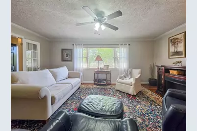 636 Holly Drive, Gainesville, GA 30501 - Photo 8