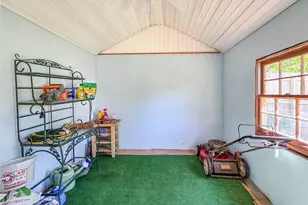 636 Holly Dr, Gainesville, GA 30501 - Photo 36