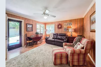 636 Holly Drive, Gainesville, GA 30501 - Photo 16