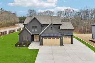 24 Rocking Wood Dr, Auburn, GA 30011 - Photo 8