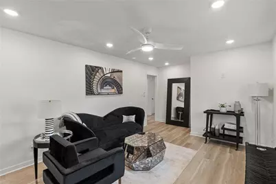 1979 Creekside Court, Decatur, GA 30032 - Photo 4