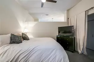 560 Dutch Valley Rd NE, Atlanta, GA 30324 - Photo 12