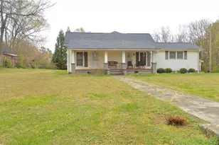 186 Railroad Ave, Lula, GA 30554 - Photo 6