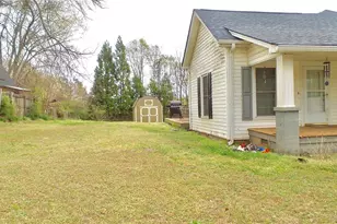 186 Railroad Ave, Lula, GA 30554 - Photo 8