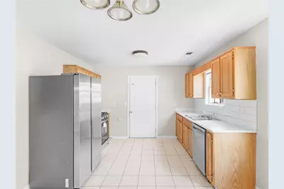 276 Village Drive, McDonough, GA 30253 - Photo 4