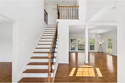 5055 Mallory Court, Suwanee, GA 30024 - Photo 4