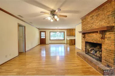 2439 Ellis Court, Snellville, GA 30078 - Photo 10