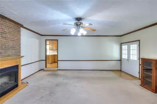 2439 Ellis Ct, Snellville, GA 30078 - Photo 14
