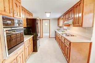 2468 Mary Briggs Ct, Dunwoody, GA 30360 - Photo 16