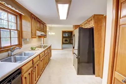 2468 Mary Briggs Court, Dunwoody, GA 30360 - Photo 2