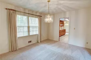 2468 Mary Briggs Ct, Dunwoody, GA 30360 - Photo 12