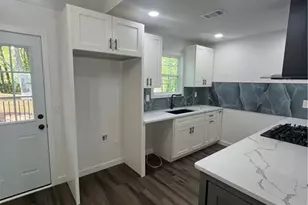 3715 Cress Way Dr, Decatur, GA 30034 - Photo 10