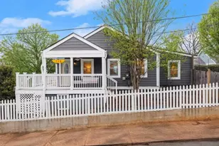 738 Woodson St SE, Atlanta, GA 30315 - Photo 1