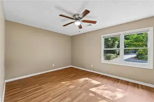 401 Autumn Leaf Way, Norcross, GA 30093 - Photo 14