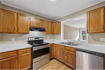 401 Autumn Leaf Way, Norcross, GA 30093 - Photo 8