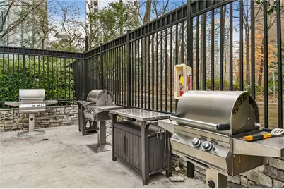 2870 Pharr Court S NW, Atlanta, GA 30305 - Photo 36