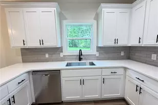 144 Holders Siding Rd, Jefferson, GA 30549 - Photo 18