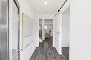 988 Blue Juniper Cir, Loganville, GA 30052 - Photo 4