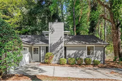 4105 Cumberland Drive, Snellville, GA 30039 - Photo 2