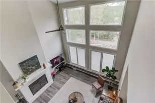 8515 Lake Dr, Snellville, GA 30039 - Photo 20