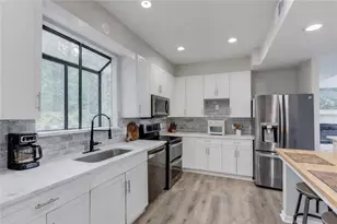 8515 Lake Dr, Snellville, GA 30039 - Photo 10