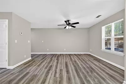 1065 Maple Valley Court, Union City, GA 30291 - Photo 10