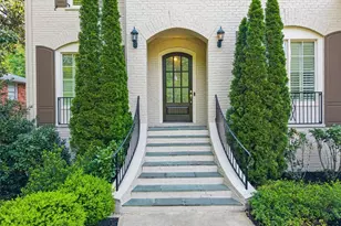 4815 Kitty Hawk Dr NE, Atlanta, GA 30342 - Photo 4