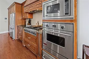 6425 Spinnaker Ln, Alpharetta, GA 30005 - Photo 8