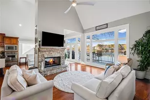 6425 Spinnaker Ln, Alpharetta, GA 30005 - Photo 4