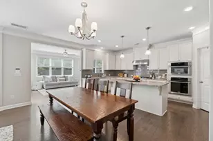 2820 Crimson Downs Dr, Cumming, GA 30040 - Photo 2