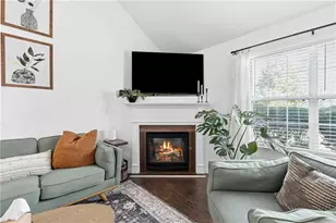 4845 Meadow Overlook Dr, Cumming, GA 30040 - Photo 6