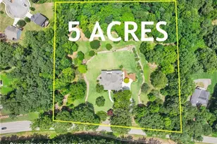 594 Peachtree Rd, Hoschton, GA 30548 - Photo 2