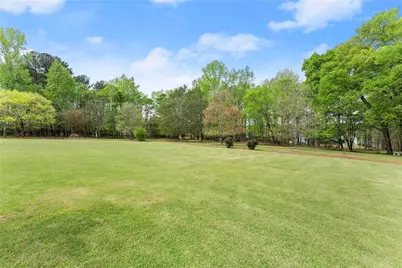 594 Peachtree Road, Hoschton, GA 30548 - Photo 88