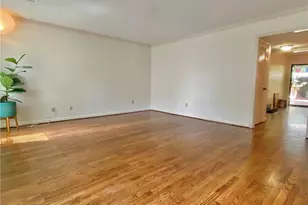 1148 Riverbend Club Dr SE, Atlanta, GA 30339 - Photo 4