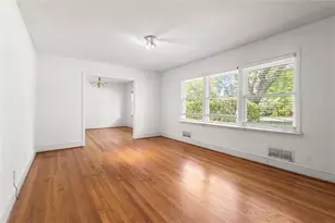 1399 Stephens Dr NE, Atlanta, GA 30329 - Photo 16