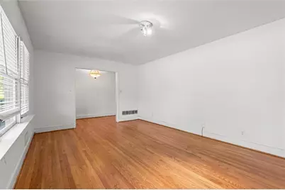 1399 Stephens Drive NE, Atlanta, GA 30329 - Photo 18