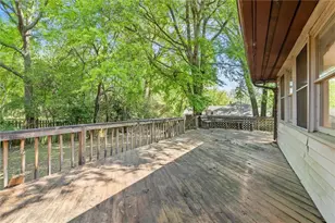 1399 Stephens Dr NE, Atlanta, GA 30329 - Photo 38