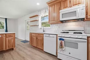 4740 Shadyrest Dr, Powder Springs, GA 30127 - Photo 2