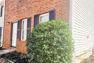 5582 Windwood Rd, Atlanta, GA 30349 - Photo 4