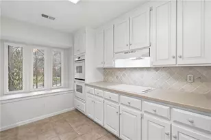 1130 Valley Ridge Ct SE, Marietta, GA 30067 - Photo 18