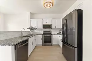 2070 Cabela Dr, Buford, GA 30519 - Photo 10