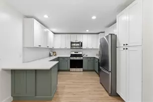 708 Parkaire Crossing, Marietta, GA 30068 - Photo 10